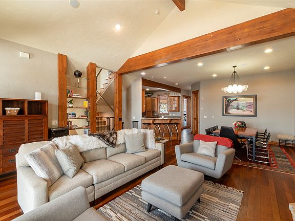2nd image of 1728 Highland Way UNIT A