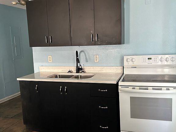 4th image of 2434-2436 Frenchmen St #1