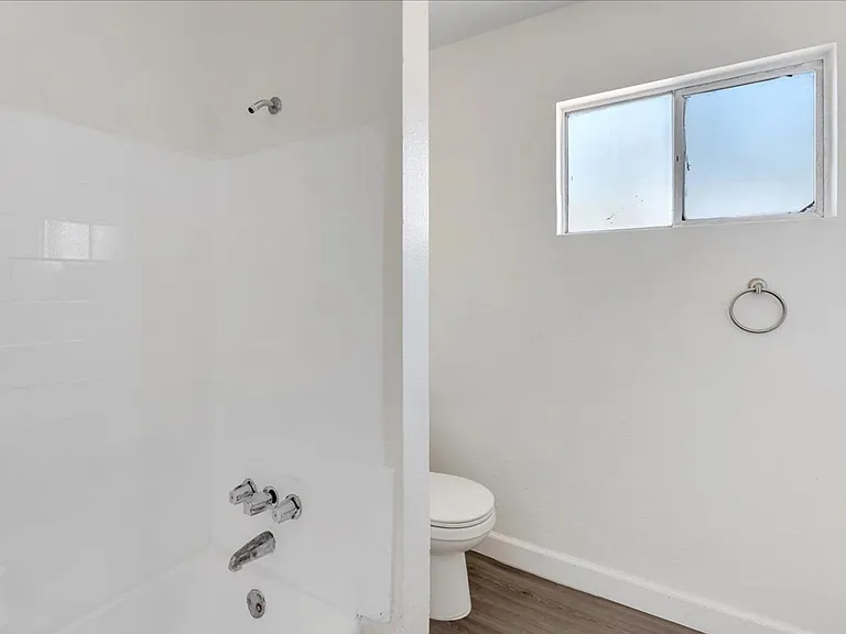 Briarwood Apartments - Riverside, CA — Photo 85
