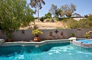 2nd image of 8852 Polanco St