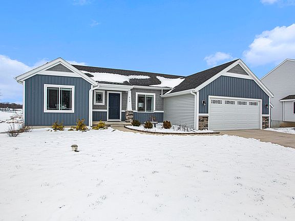 2nd image of 312 Miller Dr