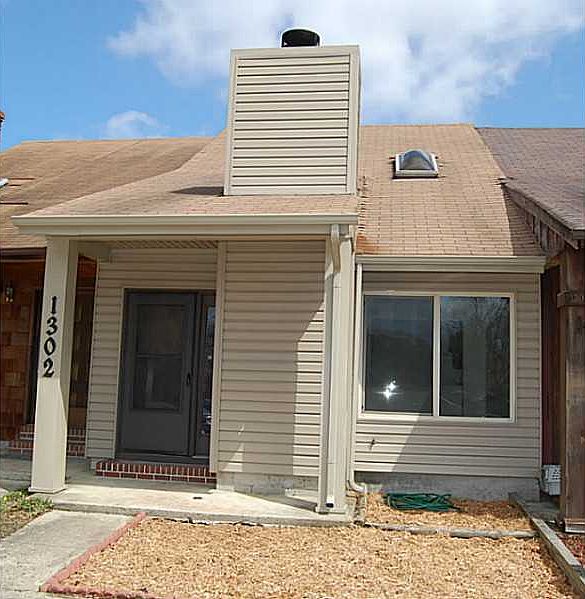 1st image of 1302 Elk Ct