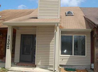 1302 Elk Ct, Virginia Beach, VA 23464