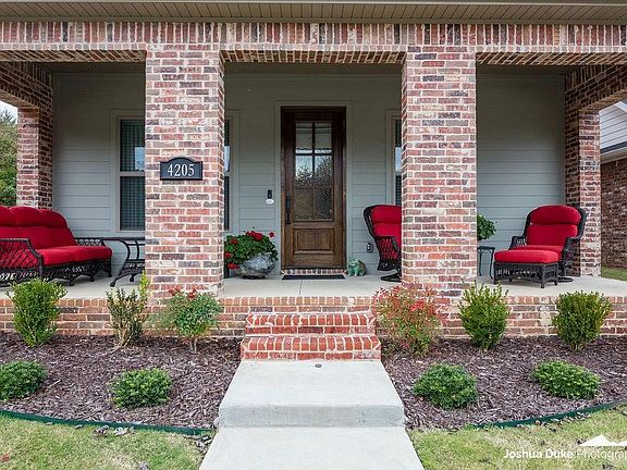 4th image of 4205 N Harbor Isle