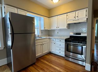 307-309 Central Ave #2W, New Bedford, MA 02745