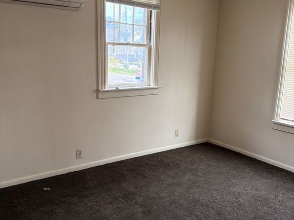 2408 Broadway St #2