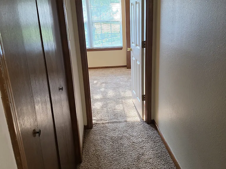 6833 N Mokane Ave — Photo 8