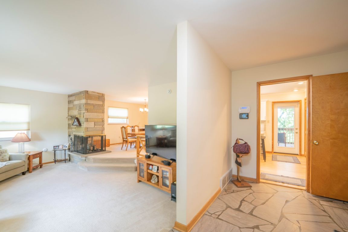 next background image