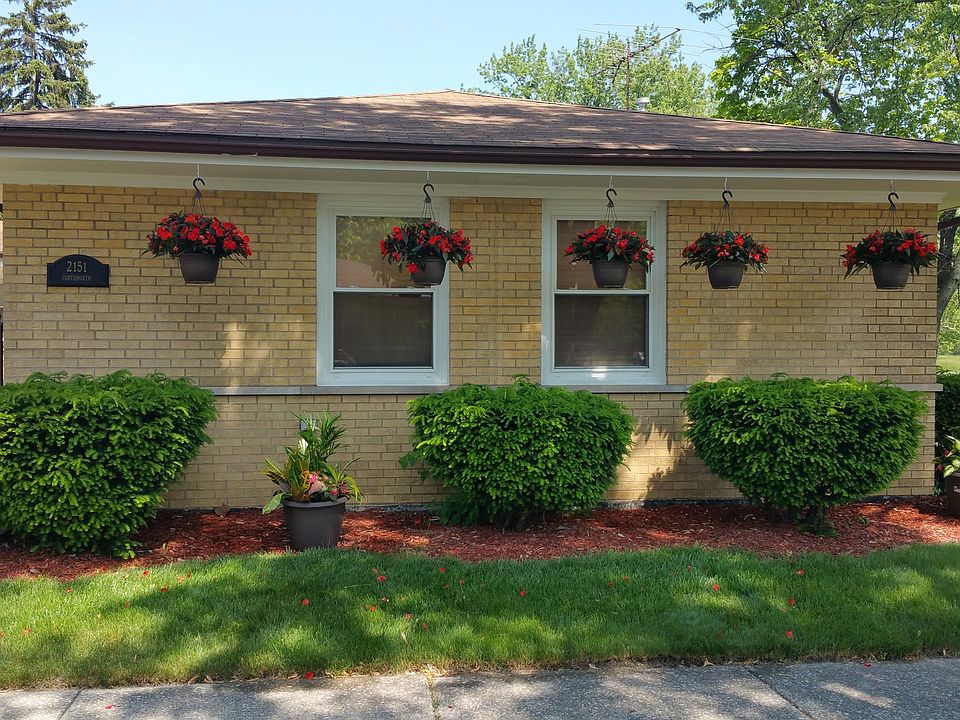 1st image of 2151 Portsmouth Ave #2151