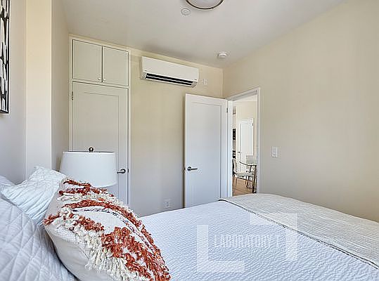 3rd image of 785 Saint Nicholas Ave #2A
