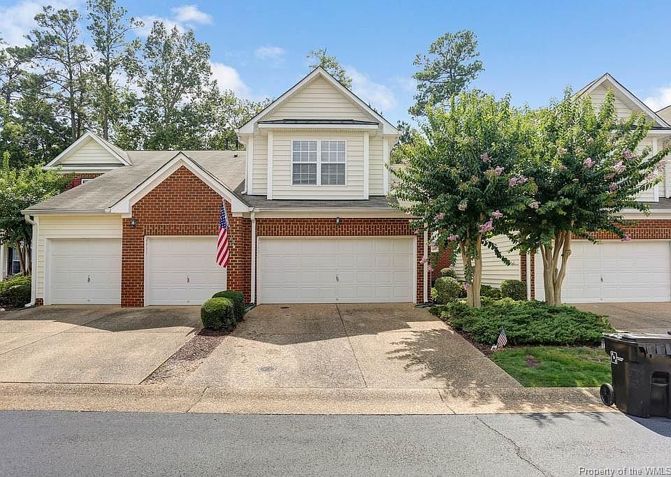 1st image of 4555 Beacon Hill Dr