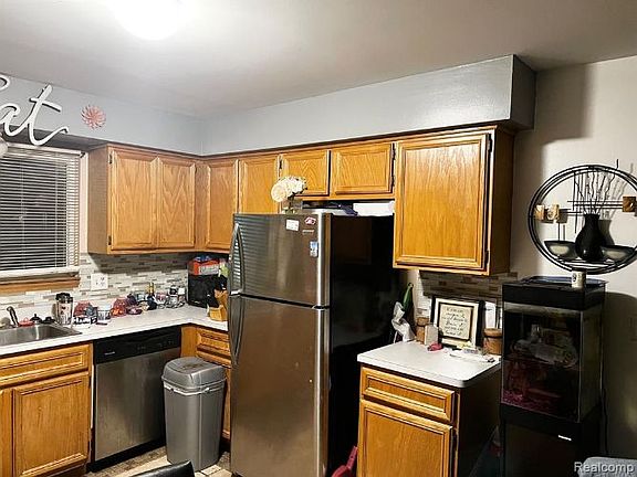 4th image of 30342 Wedgewood Cir