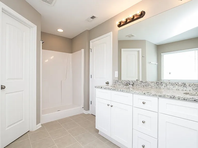 39 Hamilton Blvd NW — Photo 8