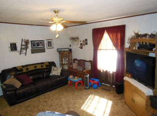 100 Holman, St Peter, IL 62880