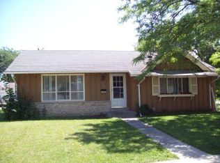 6612 N 90th St, Milwaukee, WI 53224