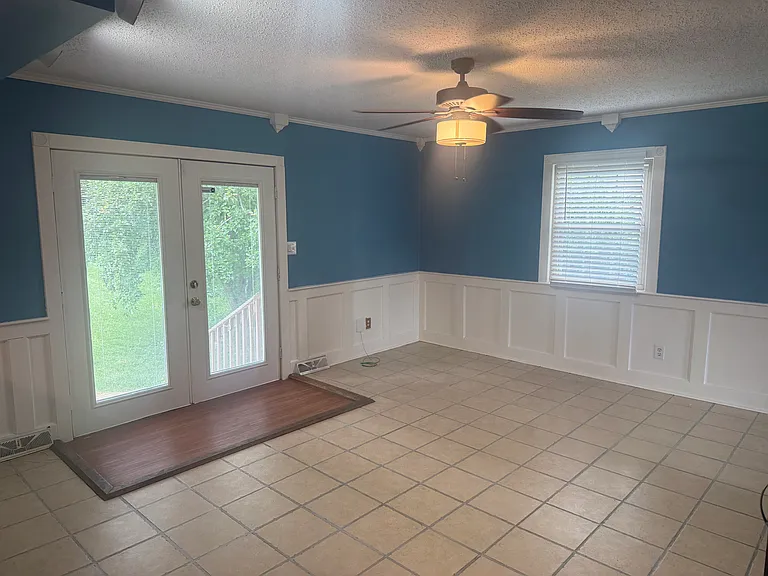 108 Deepwood Dr — Photo 6