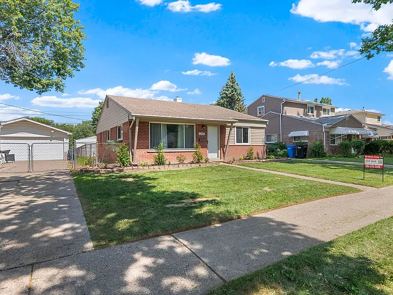 1257 Jerry Ave — Photo 29