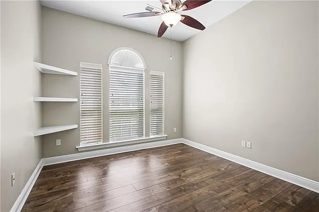 1305 Spring Ridge Cir — Photo 14