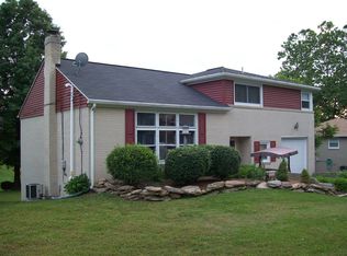 1780 Verdan Dr, York, PA 17403