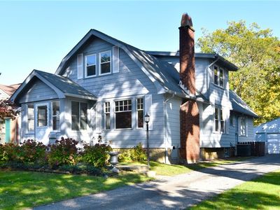 2559 Canterbury Rd, Cleveland Heights, OH, 44118