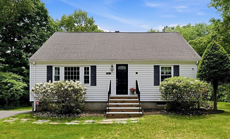 1st image of 867 Whitman St