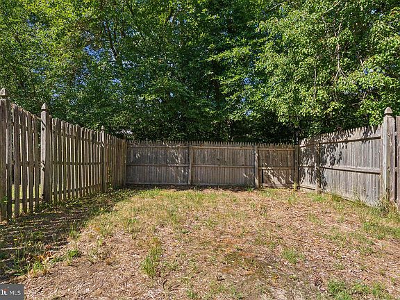 5th image of 153 Villa Knoll Ct