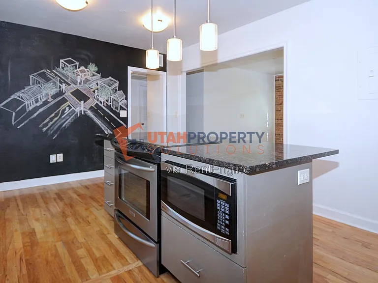 61 N T St #6 — Photo 12
