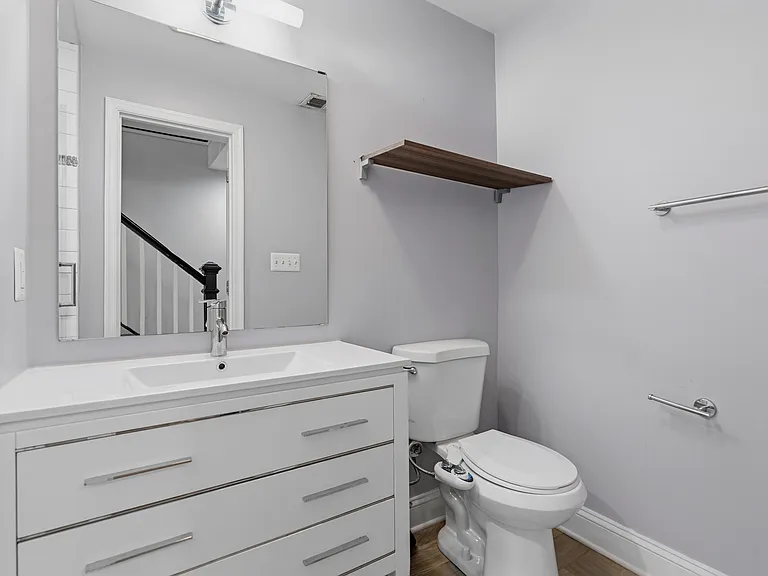 412 S East Ave — Photo 28