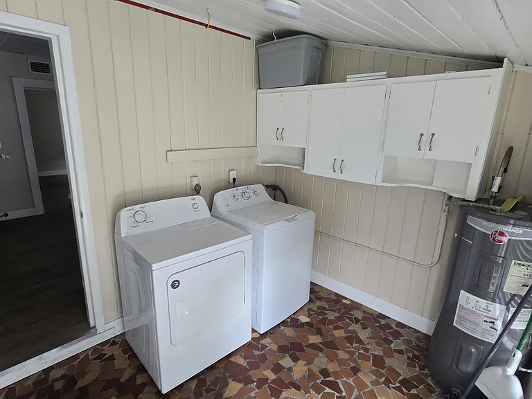 4402 Old Road 37 #1 — Photo 25