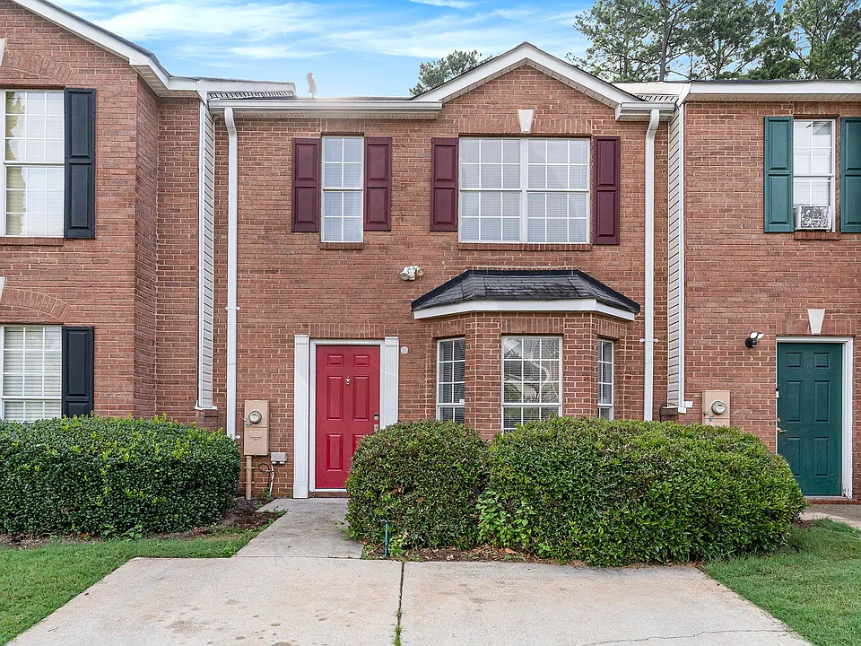 3162 Kingswood Gln