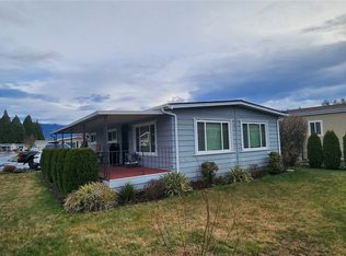 1070 Pine Dr, Enumclaw, WA 98022