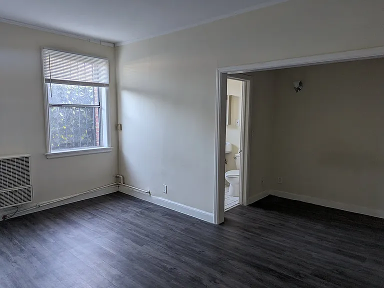 564 N Larchmont Blvd #304 — Photo 11