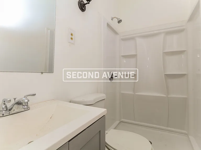 1755 Baltimore Ave — Photo 8