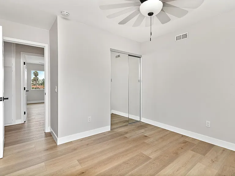 1460 Heidi Cir — Photo 15