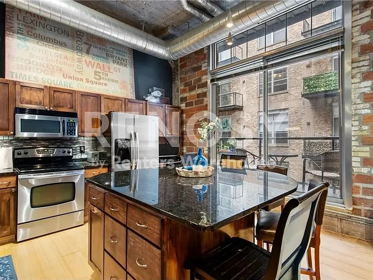521 S 7th St #419 — Photo 5