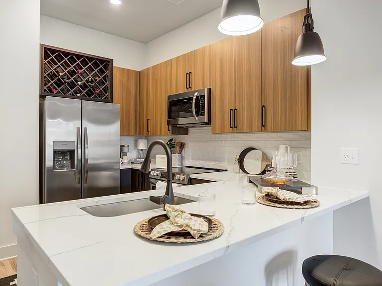 Margaux Midtown — Photo 10