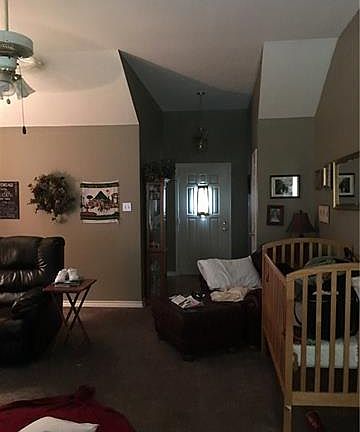4th image of 1107 Oxford Dr