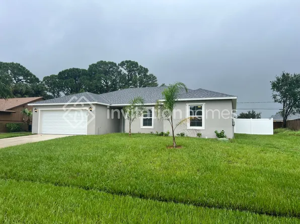 910 SW Longfellow Rd, Port Saint Lucie, FL 34953