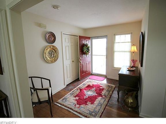 2nd image of 282 Manor Brook Dr