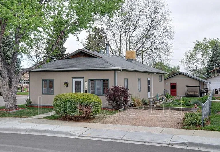 1240 Jefferson Ave — Photo 1