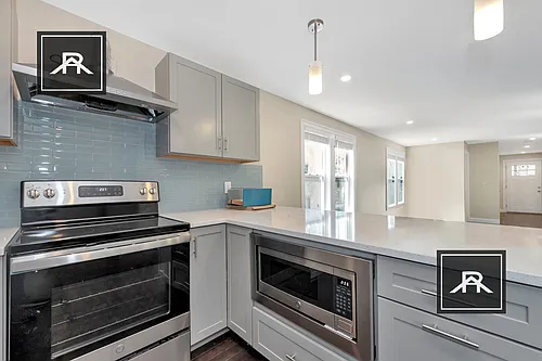 45 Wright Ave #1 Photo 1