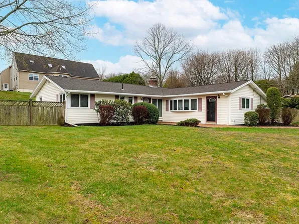 33 Linda Rd, Braintree, MA 02184