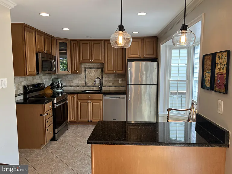 9015 Piney Grove Dr — Photo 13