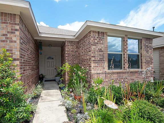 4th image of 21535 Alexa Forest Dr