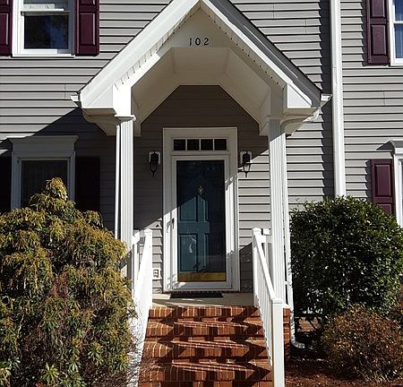 2nd image of 102 Challis Pl