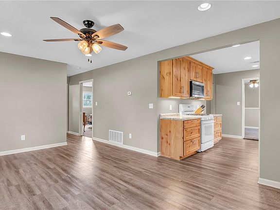3rd image of 2208 S 37th St