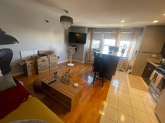 5th image of 21-43 23rd St #3