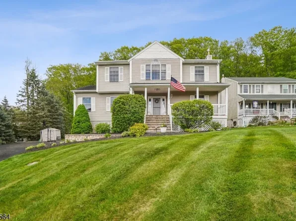 1 Spinnaker Way, Jefferson Twp., NJ 07849