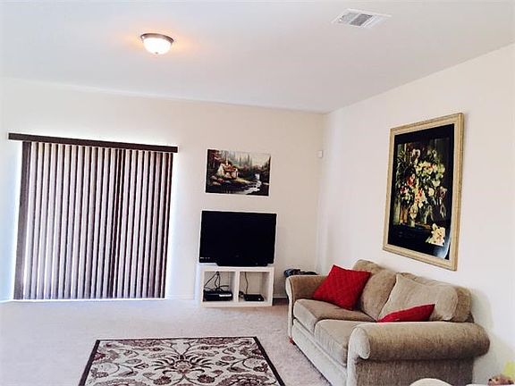 3rd image of 1713 E Mesa Park Cv