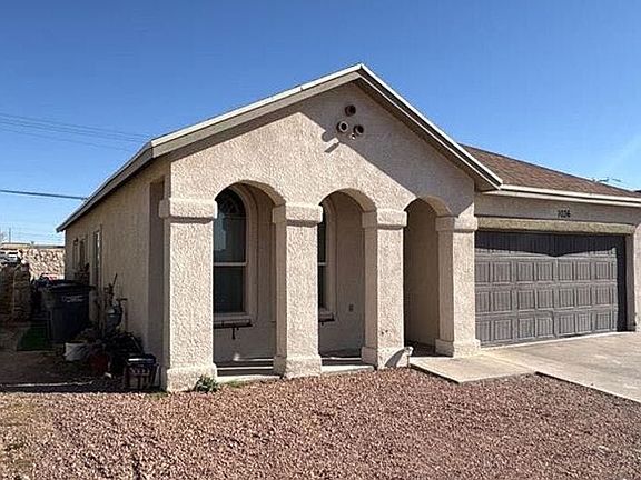 3rd image of 1036 Montera Rd